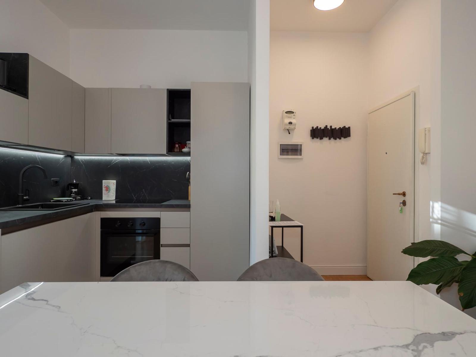 Big Apartment Close To Bocconi / Humanitas / Ieo Mailand Exterior foto